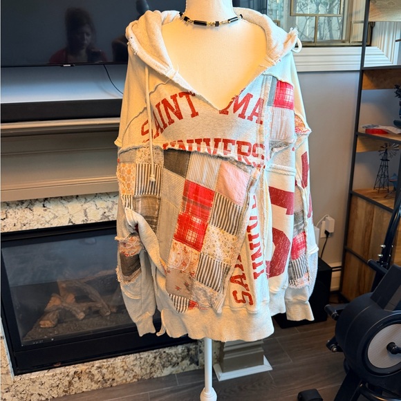 Free People We The Free Legacy Hoodie – Size Small - Picture 6 of 8